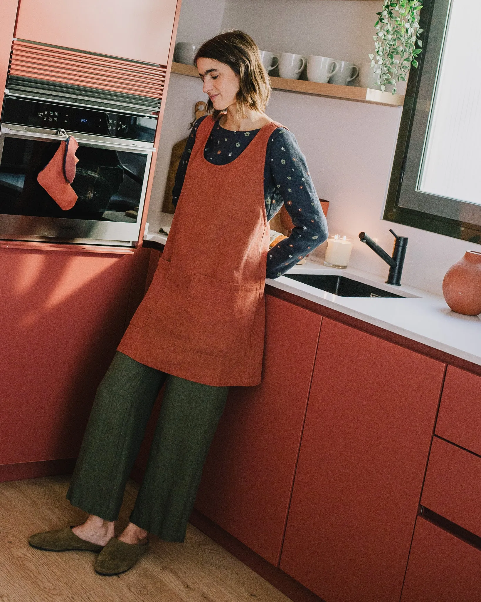 Midi Cross Back Linen Apron